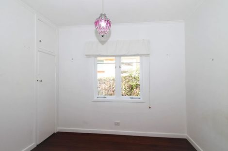 Photo of property in 17 Clark Road, Pahurehure, Papakura, 2113