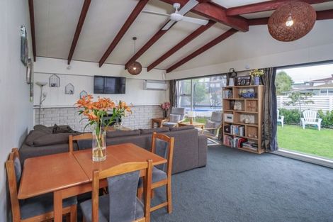 Photo of property in 52 Fergusson Street, Stoke, Nelson, 7011