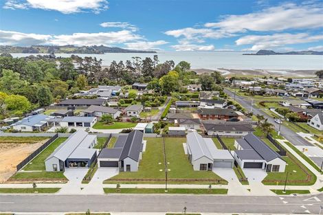 Photo of property in 64 Mataikokako Loop, Kawakawa Bay, 2585