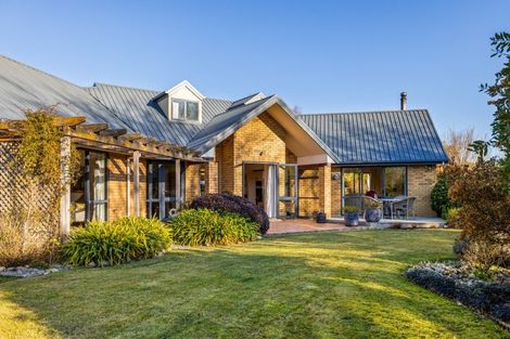 Photo of property in 11 Cedar Place, Amberley, 7410