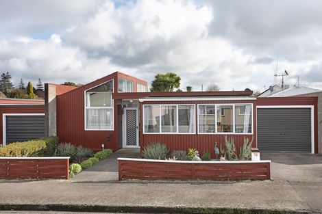 Photo of property in 12 Totara Street, Marton, 4710