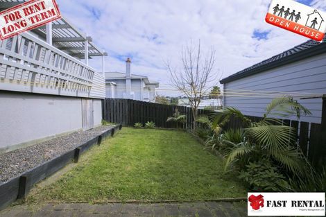 Photo of property in 1/39 Rangitoto Terrace, Milford, Auckland, 0620