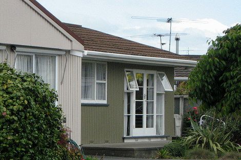 Photo of property in 5b Beeston Place, Redwood, Christchurch, 8051