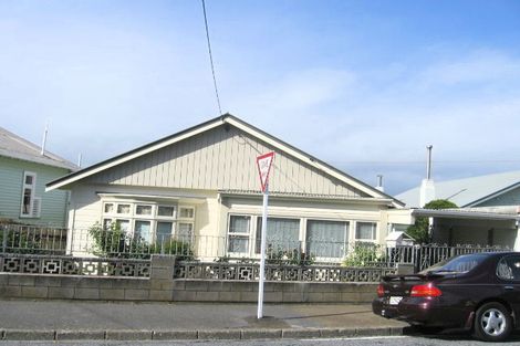 Photo of property in 15 Freyberg Street, Lyall Bay, Wellington, 6022