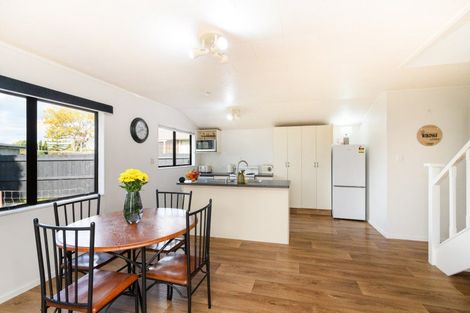 Photo of property in 10a Milne Street, Sanson, 4817