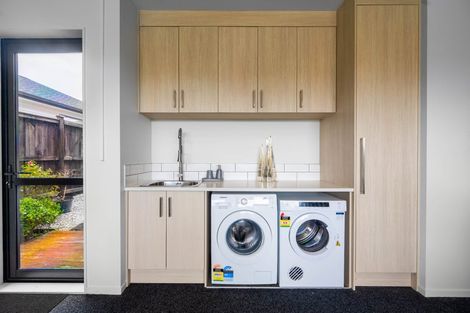 Photo of property in 32 Huarahi Pai Road, Huapai, Kumeu, 0810