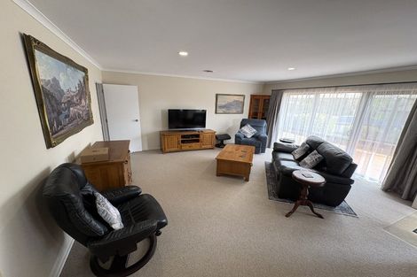 Photo of property in 14 Roderick Place, Onerahi, Whangarei, 0110