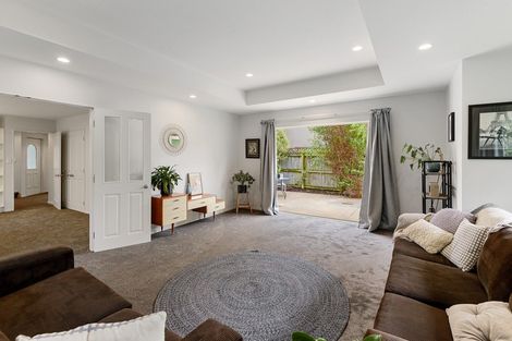 Photo of property in 22 Fineran Lane, Cashmere, Christchurch, 8022