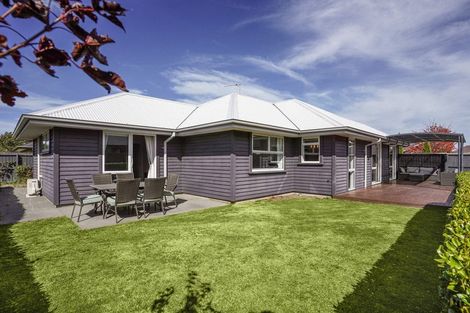 Photo of property in 3 Elba Crescent, Halswell, Christchurch, 8025