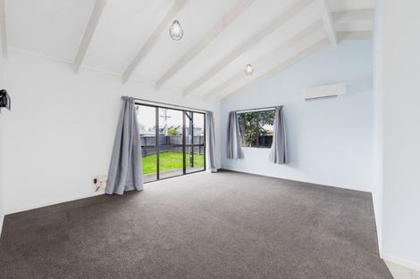 Photo of property in 2 Inverness Avenue, Hamilton East, Hamilton, 3216