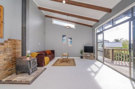 Photo of property in 321 Main Sh25 Road, Tairua, 3508