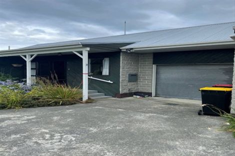 Photo of property in 61c Park Street, Winton, 9720