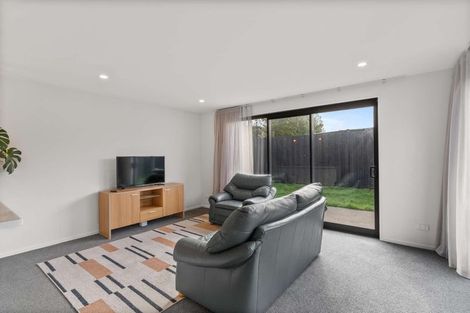 Photo of property in 12 Fairbairn Close, Halswell, Christchurch, 8025