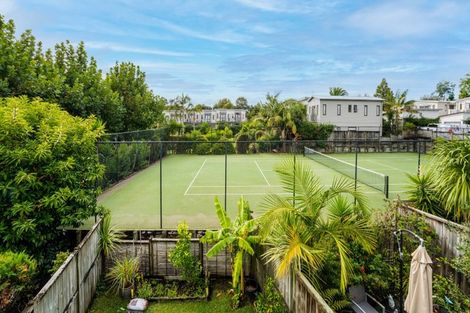 Photo of property in The Grange, 46/92 Bush Road, Albany, Auckland, 0632