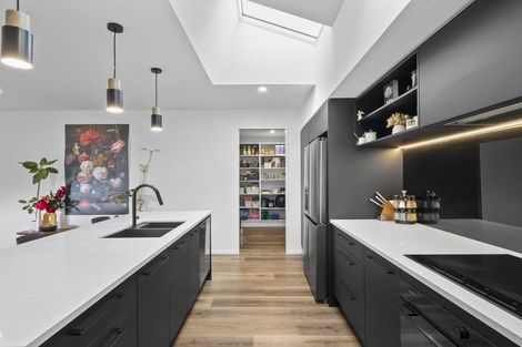 Photo of property in 6 Timara Crescent, Marshland, Christchurch, 8083