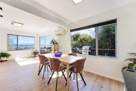 Photo of property in 53 Coster Street, Enner Glynn, Nelson, 7011