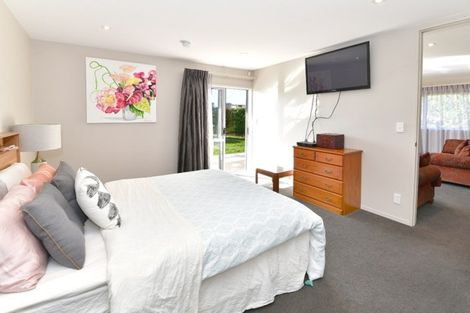 Photo of property in 101/252 Centreway Road, Orewa, 0931