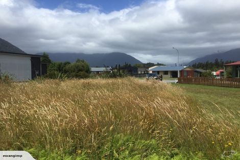 Photo of property in 19 Nyhon Place, Haast, 7886