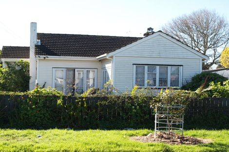 Photo of property in 9 John Street, Mangere East, Auckland, 2024
