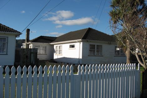 Photo of property in 43 Norfolk Street, Wainuiomata, Lower Hutt, 5014