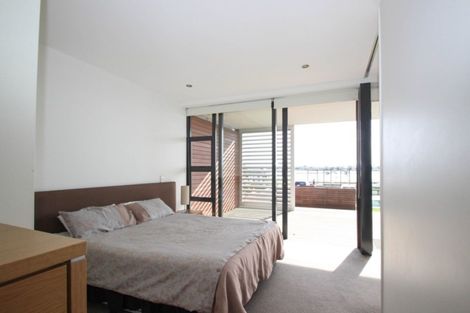 Photo of property in 207/7 Humber Street, Pandora, Napier, 4110