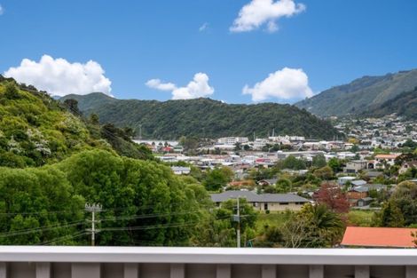 Photo of property in 18 Webster Place, Picton, 7220