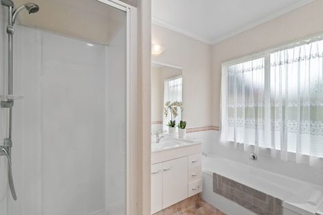 Photo of property in 18 Primrose Place, Papamoa Beach, Papamoa, 3118