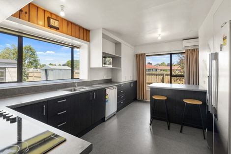 Photo of property in 18a Renfrew Street, Upper Riccarton, Christchurch, 8041