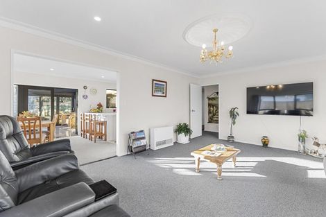 Photo of property in 1 Tern Place, Hokowhitu, Palmerston North, 4410
