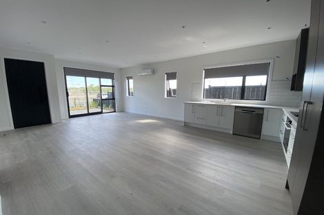 Photo of property in 66 Maryvale Road, Wainui, 0932