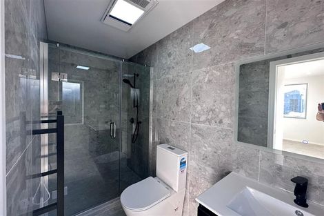 Photo of property in 16 Clayden Shuttleworth Street, Papakura, 2110