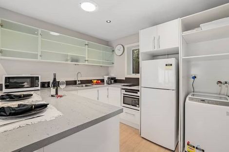 Photo of property in 9a Quinton Place, Bishopdale, Christchurch, 8053