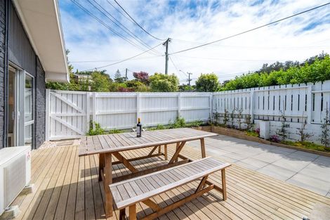 Photo of property in 1/38 Hillcrest Avenue, Hillcrest, Auckland, 0627