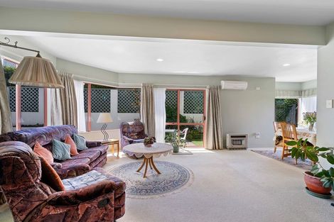 Photo of property in 2/5 Richmond Street, Fitzroy, New Plymouth, 4312