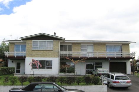 Photo of property in 124 Taupo View Road, Taupo, 3330