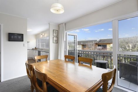 Photo of property in 2/29 Rangitoto Terrace, Milford, Auckland, 0620