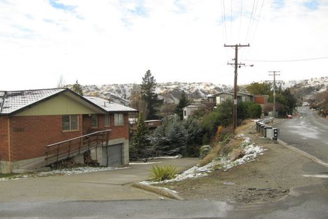 Photo of property in 27 Earnscleugh Road, Bridge Hill, Alexandra, 9320