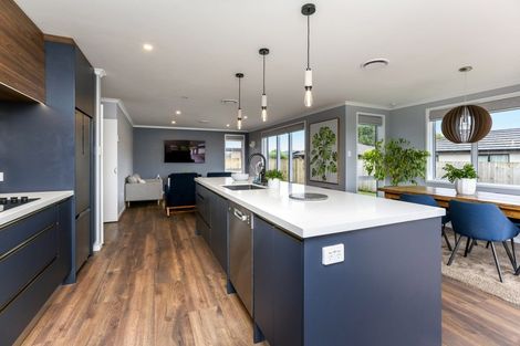 Photo of property in 39 Smith Street, Lepperton, New Plymouth, 4373