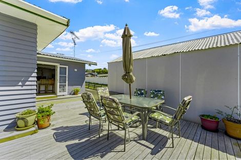 Photo of property in 21 Sundown Avenue, Manly, Whangaparaoa, 0930