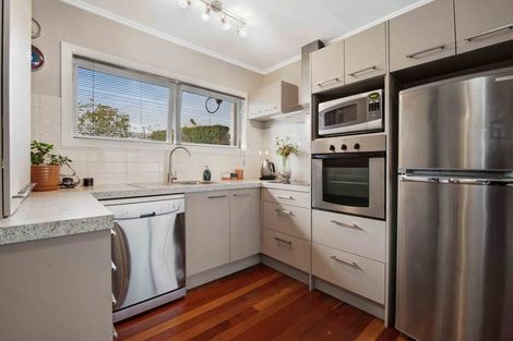 Photo of property in 27a Makiri Street, Helensville, 0800