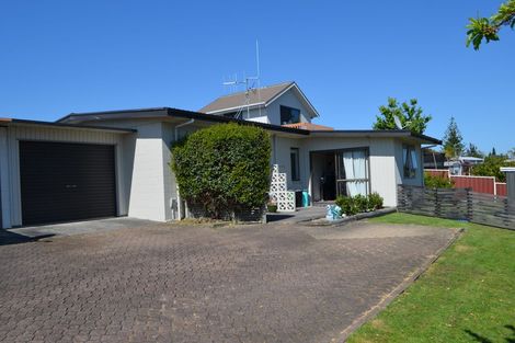 Photo of property in 298b Ngatai Road, Bellevue, Tauranga, 3110