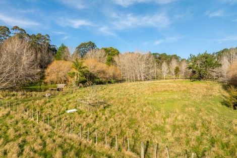 Photo of property in 102 Kennedy Road, Dairy Flat, Albany, 0792