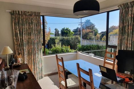 Photo of property in 19 Huia Street, Waikanae, 5036