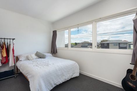 Photo of property in 2/66 Golf Road, Mount Maunganui, 3116
