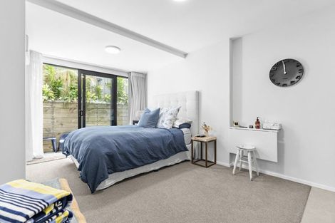Photo of property in 8/17 Victoria Road, Mount Maunganui, 3116