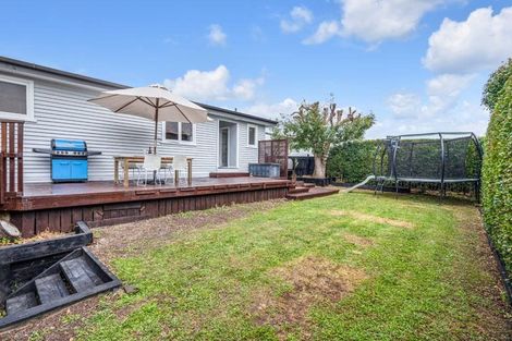Photo of property in 9 O'halloran Road, Howick, Auckland, 2014