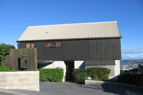 Photo of property in 34 Roslyn Road, Bluff Hill, Napier, 4110