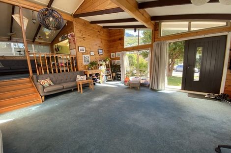 Photo of property in 7 Dundee Place, Crofton Downs, Wellington, 6035