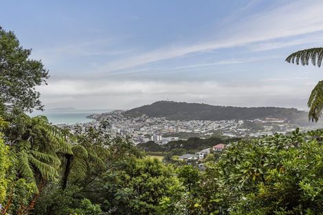 Photo of property in 28 Bruce Avenue, Brooklyn, Wellington, 6021