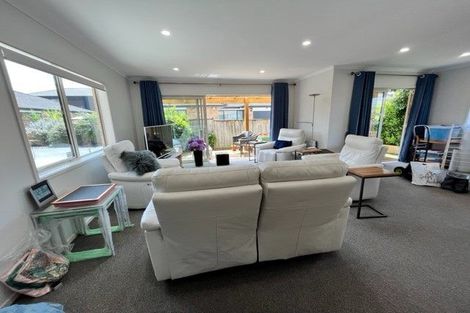 Photo of property in 146 Wellington Street, Howick, Auckland, 2014